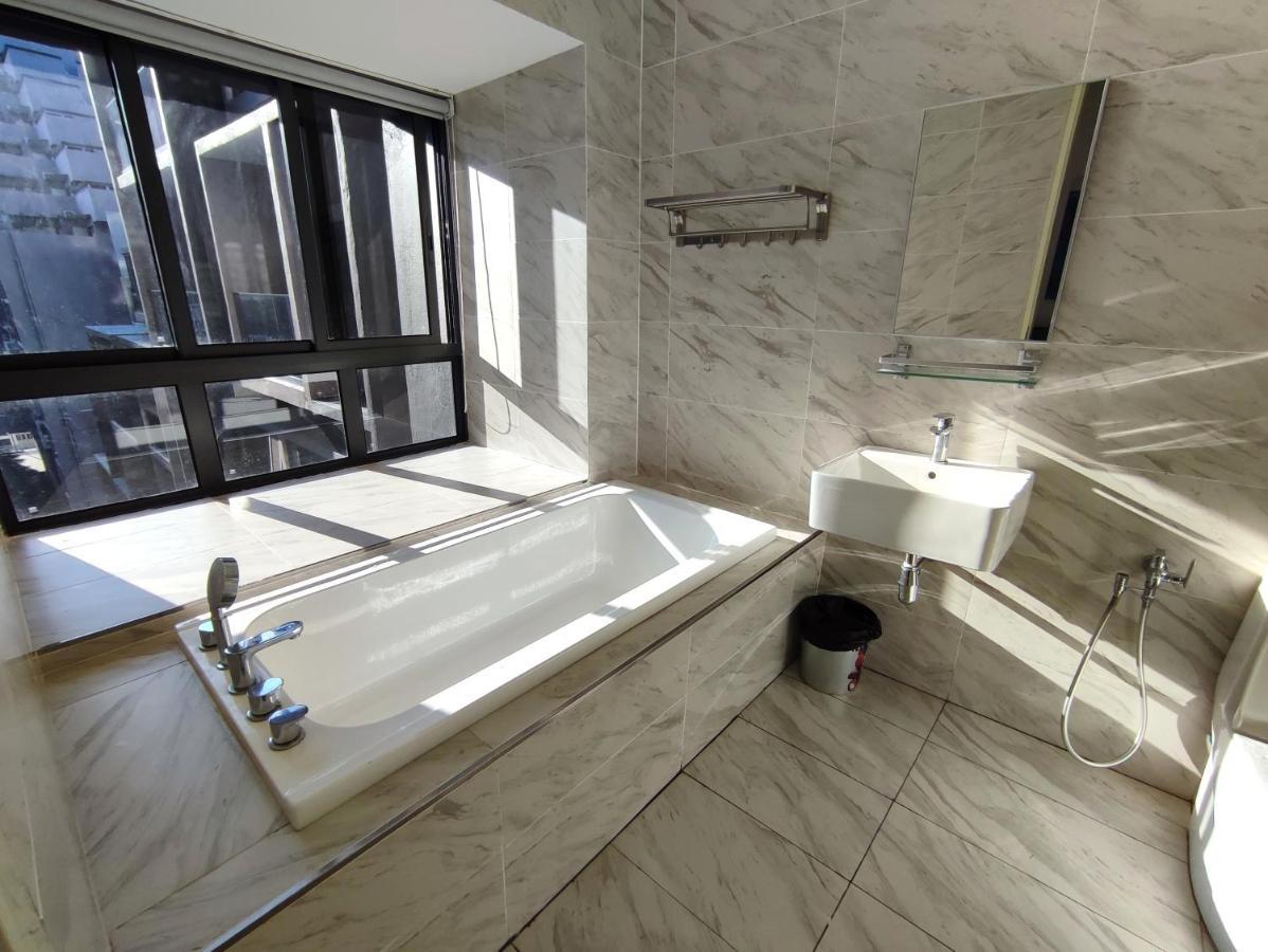 Imperio Residence Malacca Town With Bathtub-Freeparking And Wifi Εξωτερικό φωτογραφία